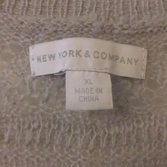 New York & Company Light Sweater - Gray - Picture 2 of 3